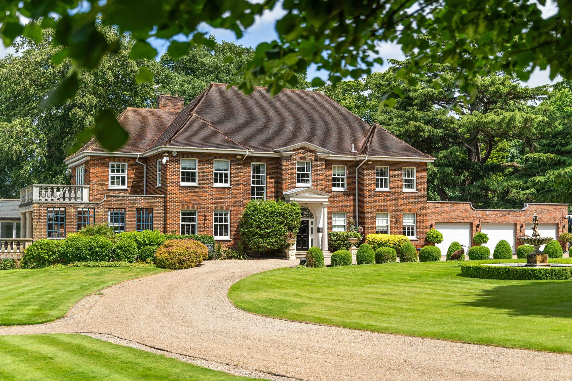 Great Ropers, a substantial country estate within walking distance of Brentwood Station, set within 5.8 acres